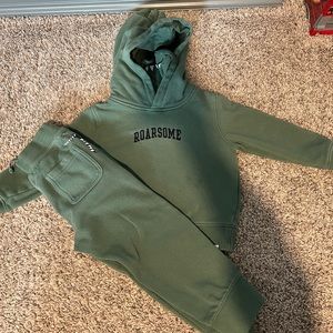 Gap Dinosaur jogging suit set